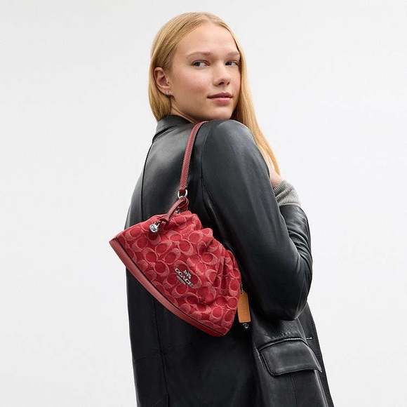 NWT Coach Faye Shoulder Bag In Signature Denim CDB93 denim in Silver/True Red - Picture 16 of 16